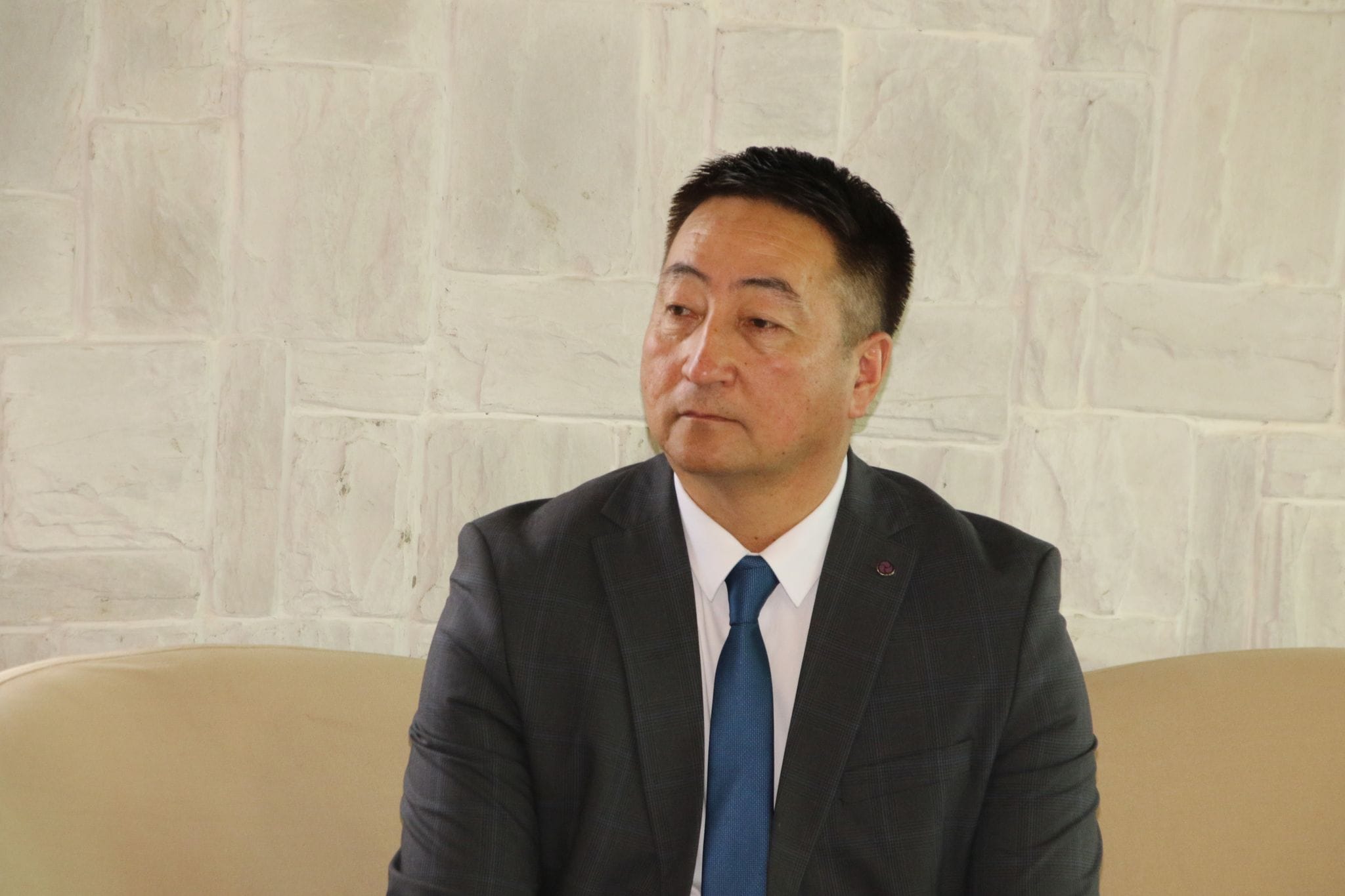 ХОТООС ХӨДӨӨ РҮҮ ЧИГЛЭСЭН ШИЛЖИХ ХӨДӨЛГӨӨНИЙ АСУУДЛЫГ ОРОН НУТАГ БОДЛОГЫН ТҮВШИНД ДЭМЖИХ ЗОРИЛГООР ТӨРИЙН АЛБАН ХААГЧДАД СУРГАЛТ ЗОХИОН БАЙГУУЛЖ БАЙНА